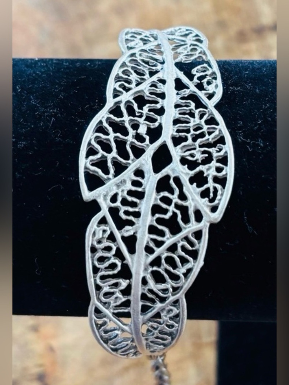 Artisan Filigree Leaf Bracelet 7.5”